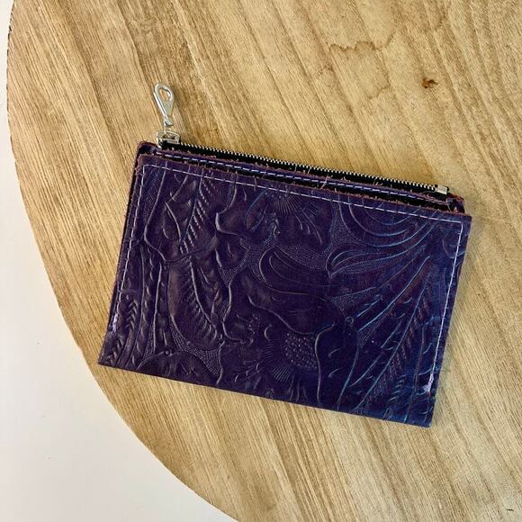 Handmade Purple Genuine Leather Tooled Floral Fold Over Western Wallet - Picture 1 of 11